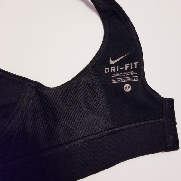 Nike dri fit sports bra xs - Picture 8 of 8